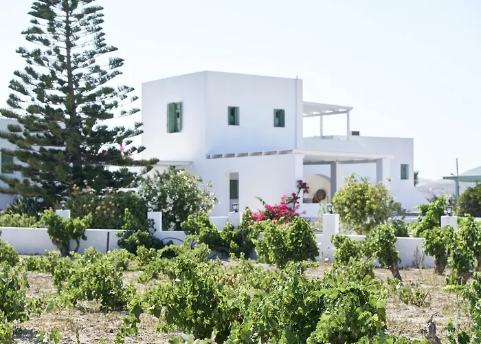 Glarakia Studios